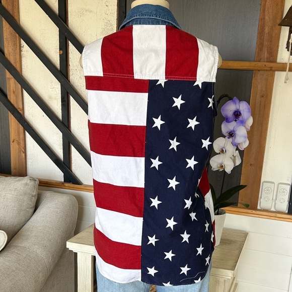 🇺🇸 Patriotic Sleeveless Button Down Shirt with Denim Collar size M 100% cotton - Picture 6 of 8